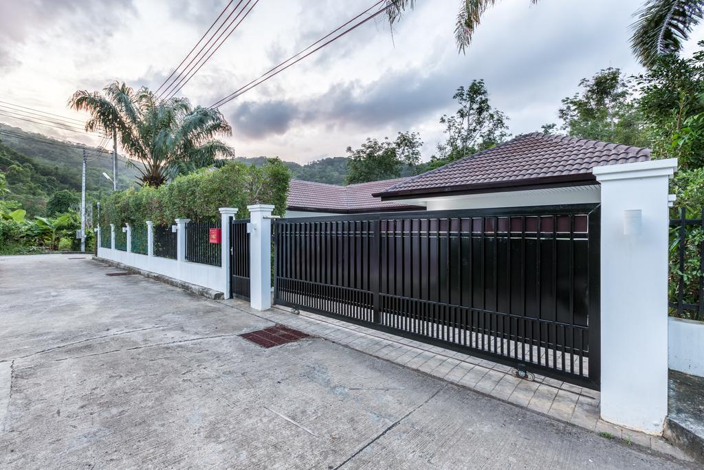 Private Pool Villa 4 bedrooms Chalong Esterno foto